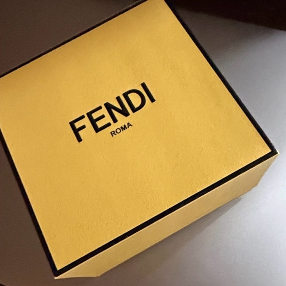 Fendi Rose Gold-Tone Metal & Crystal Cuff Bracelet NEW - Picture 11 of 12